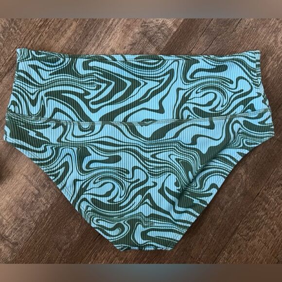 Nike Swirl High Waist Bikini Bottom-Size Large - Picture 2 of 5
